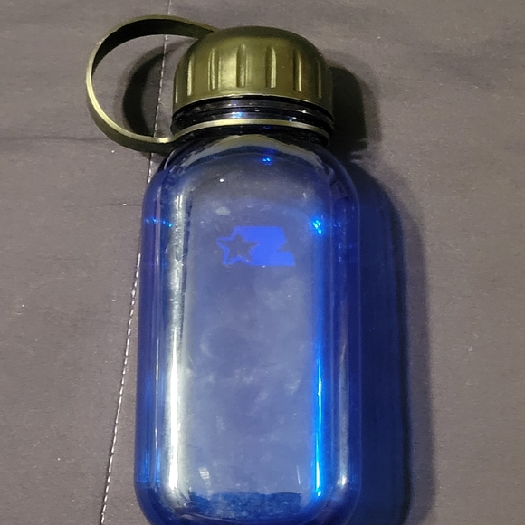 STARTER 18 OZ SCREW TOP WATER BOTTLE - Picture 5 of 5